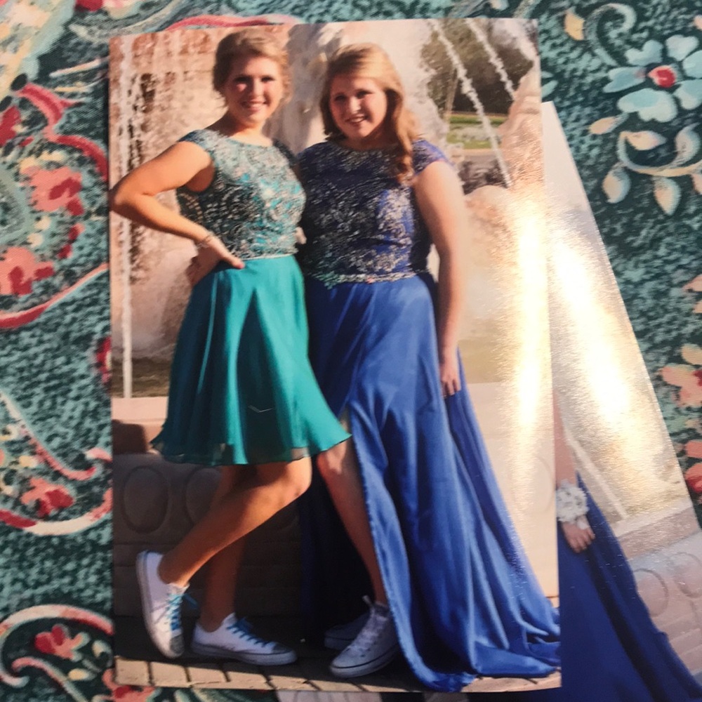 Mac Duggal prom dress